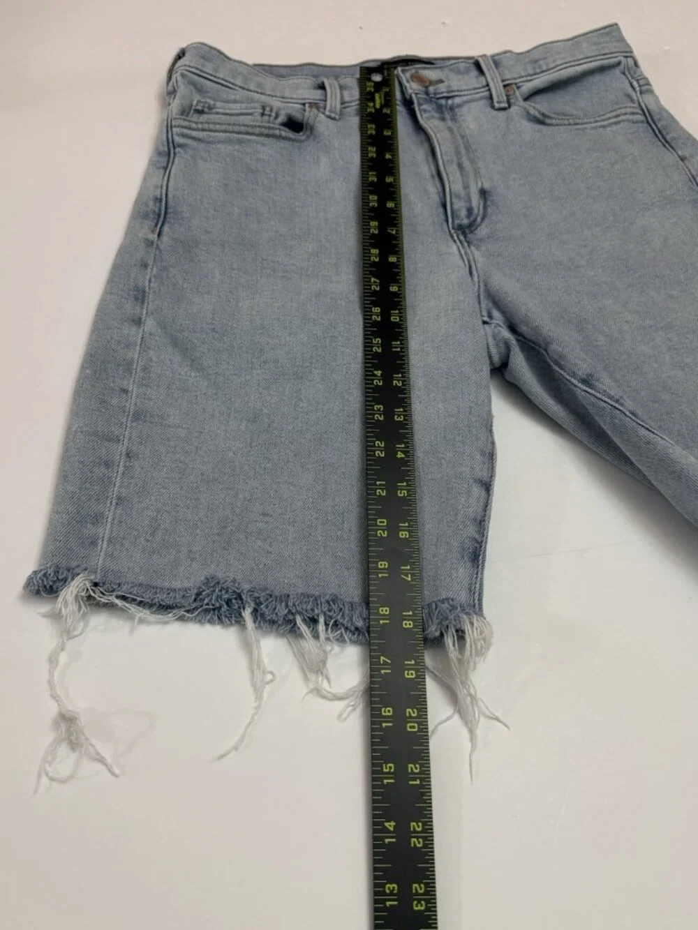 Banana Republic Denim Shorts Women 29 Mid Rise Straight Raw Hem Light Wash